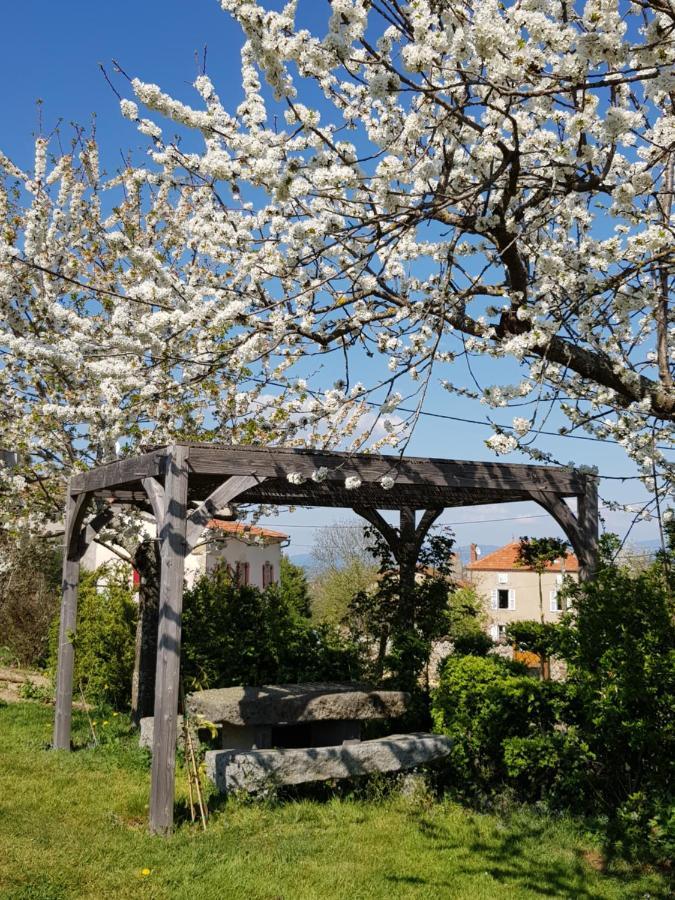 La Cabane Du Jardin Bongheat Exterior foto